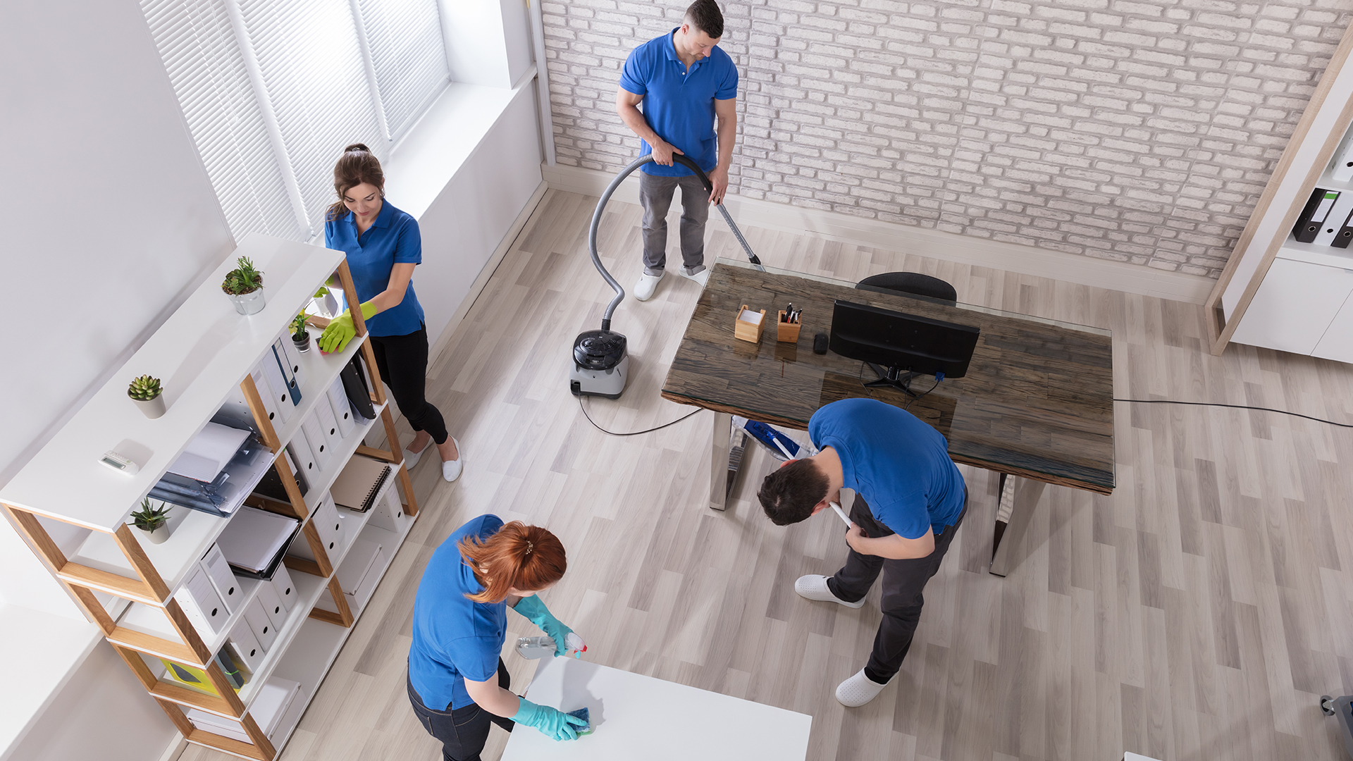 HOME SANDRA'S SPOTLESS CLEANING SERVICES LLC